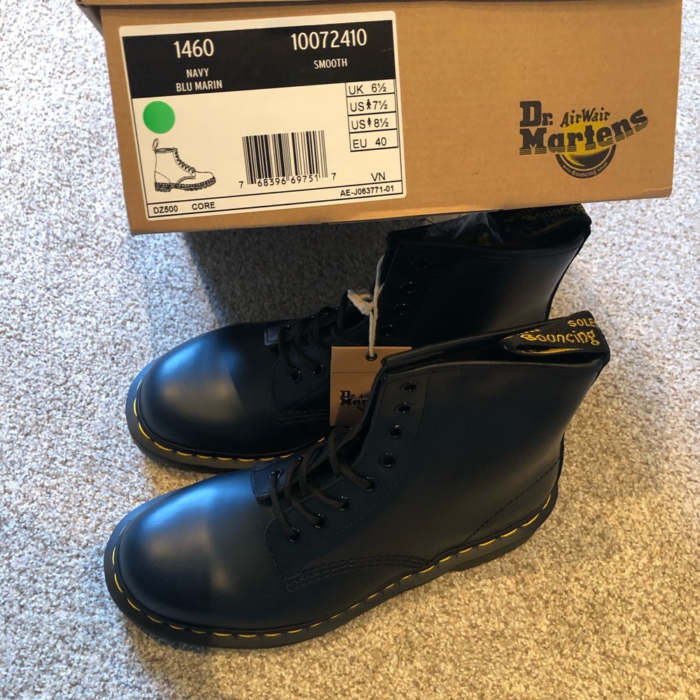 Dr Martens 1460 lace up combat boots - Picture 4 of 10